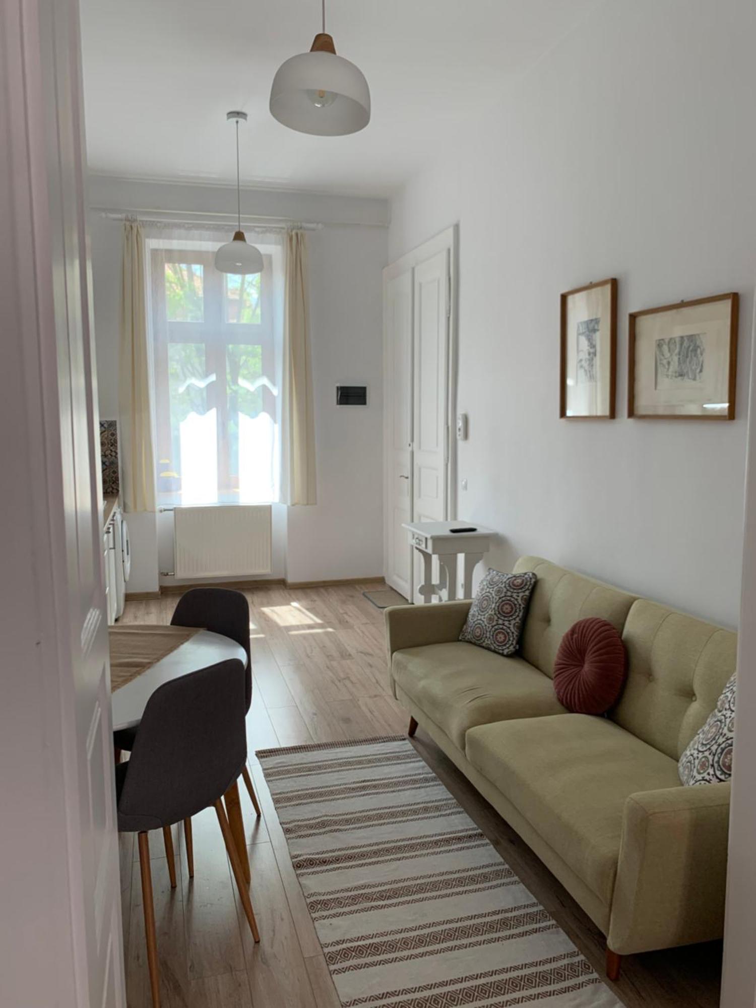 Charming Central Apartments Клуж-Напока Екстериор снимка
