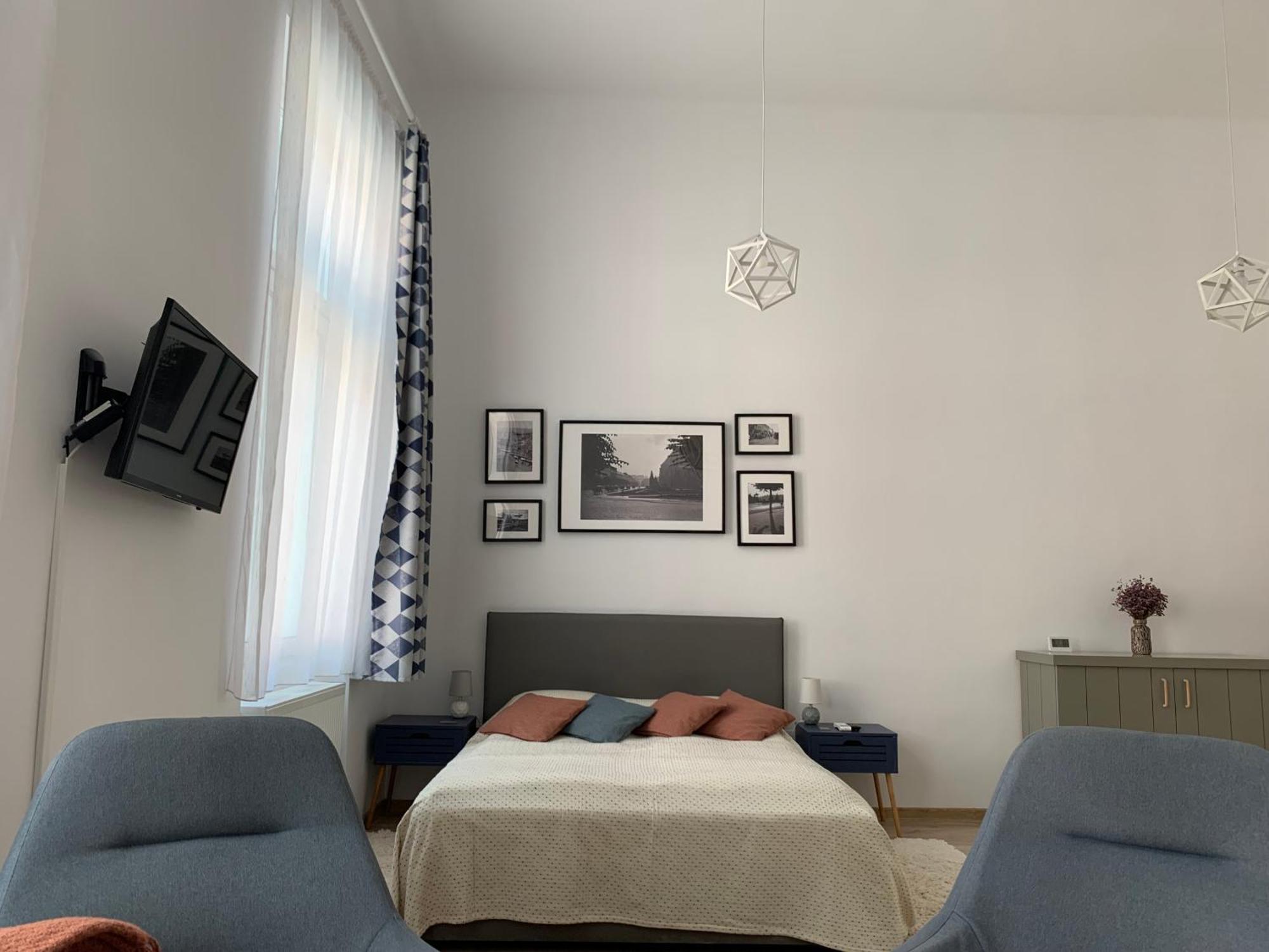 Charming Central Apartments Клуж-Напока Екстериор снимка