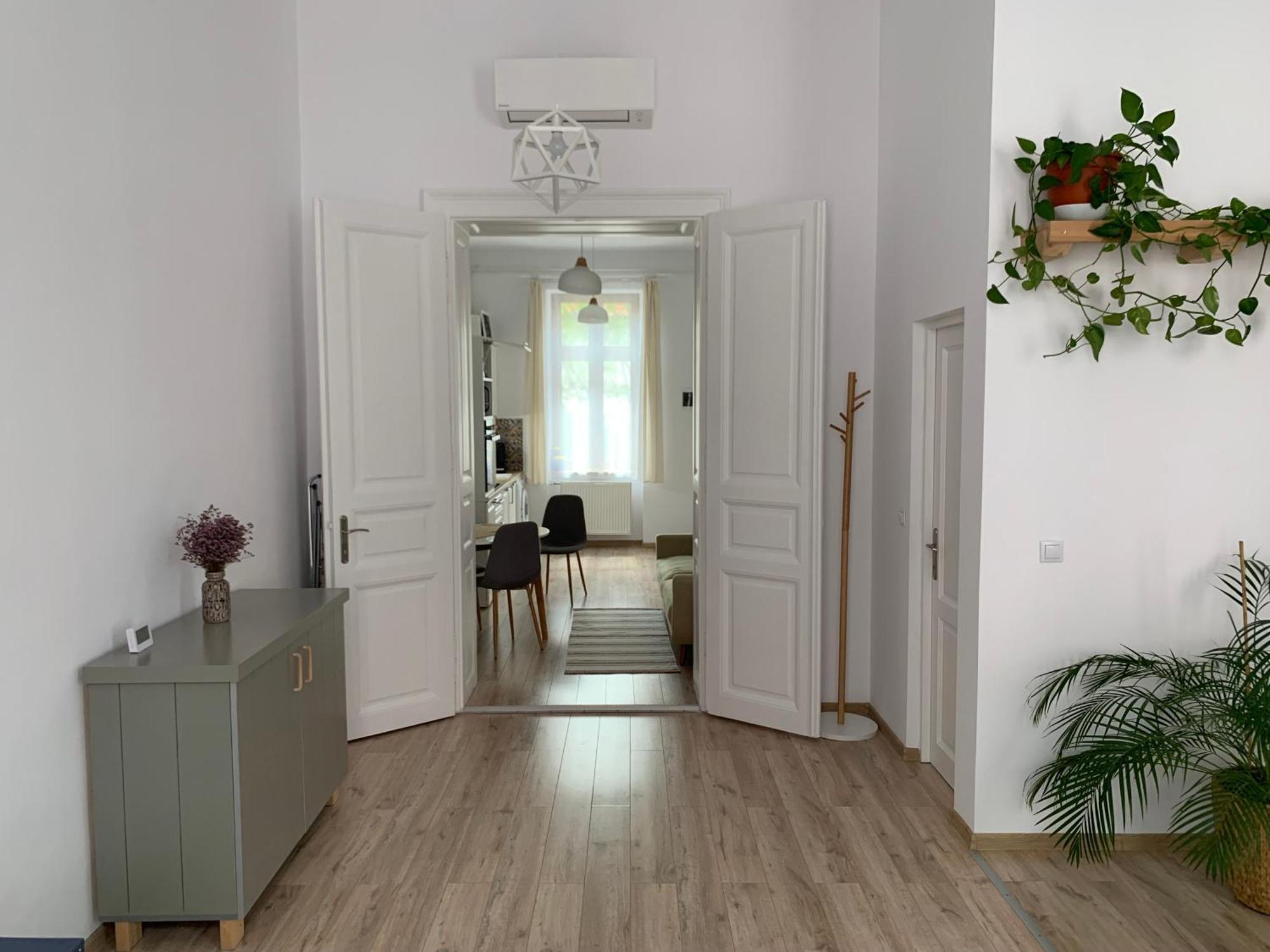 Charming Central Apartments Клуж-Напока Екстериор снимка