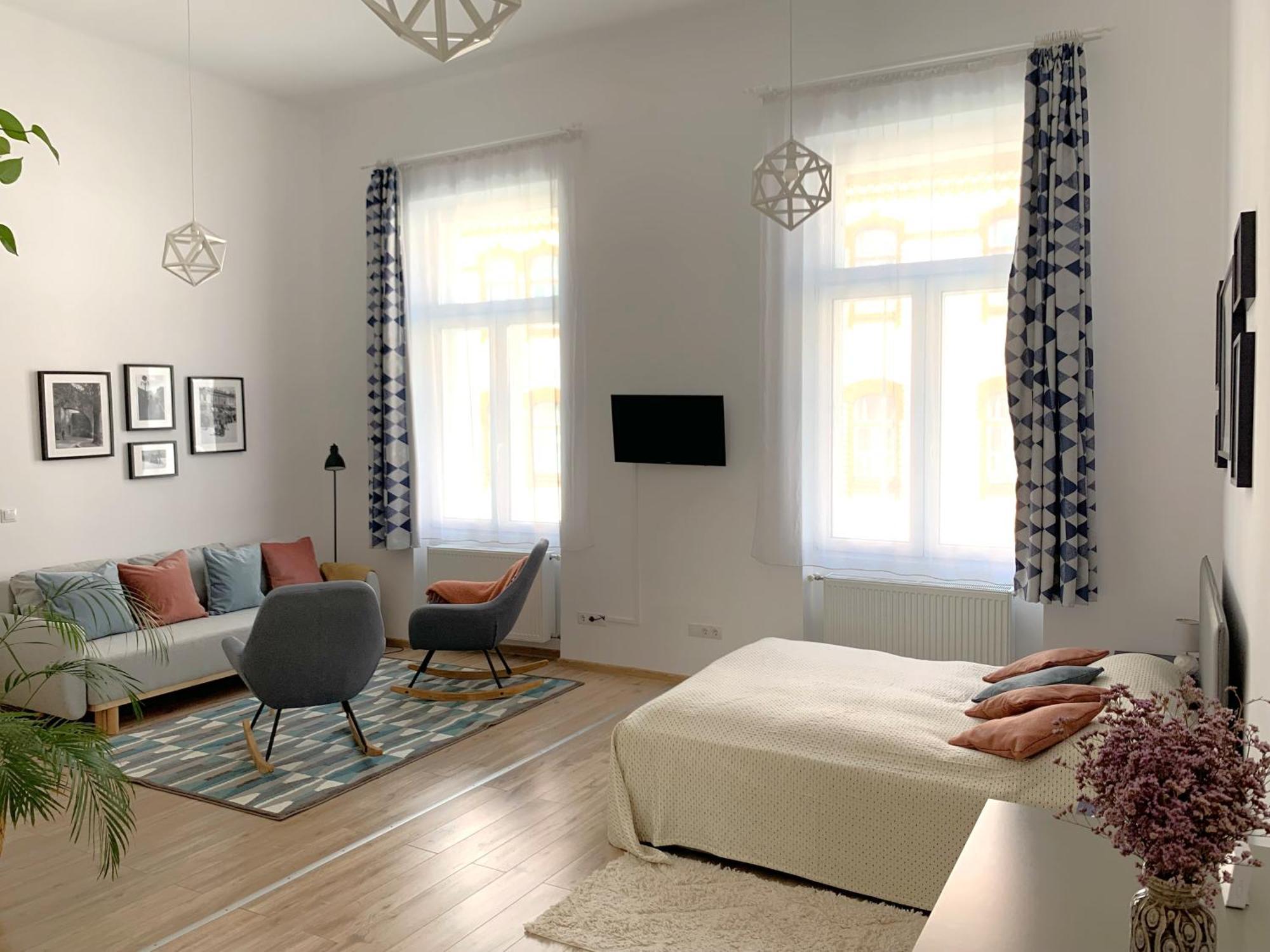 Charming Central Apartments Клуж-Напока Екстериор снимка