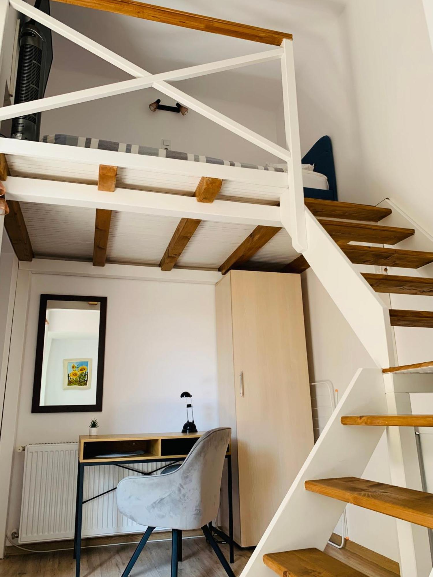 Charming Central Apartments Клуж-Напока Екстериор снимка